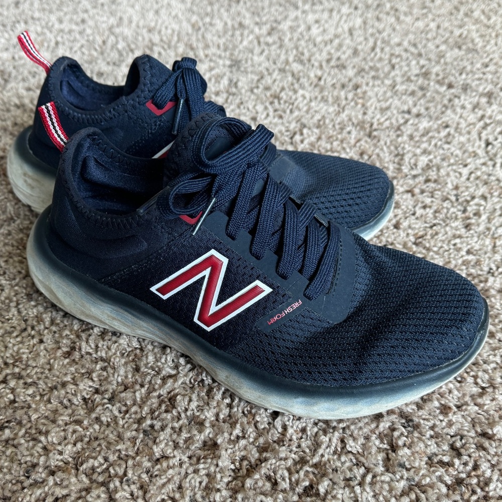 Women’s Red & Blue New Balance Fresh Foam Running Shoes Size 8.5